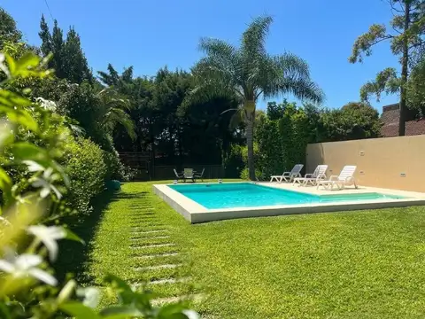 Casa de 3 dormitorios   parque   pileta   lote de 600 m²