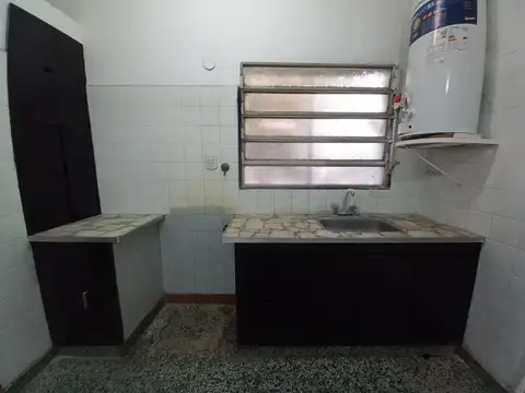 Casa en Alquiler en Rafael Calzada, $ 650.000