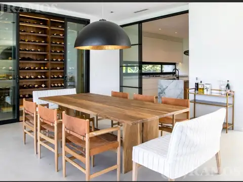 Casa en alquiler temporal en el Barrio Costas, Puertos / Escobar