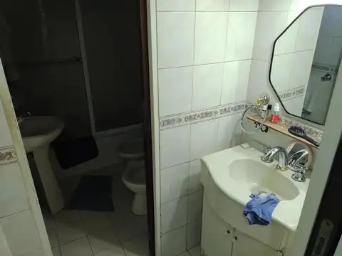 Depto Tipo Casa en Venta en Lomas de Zamora, USD 60.000