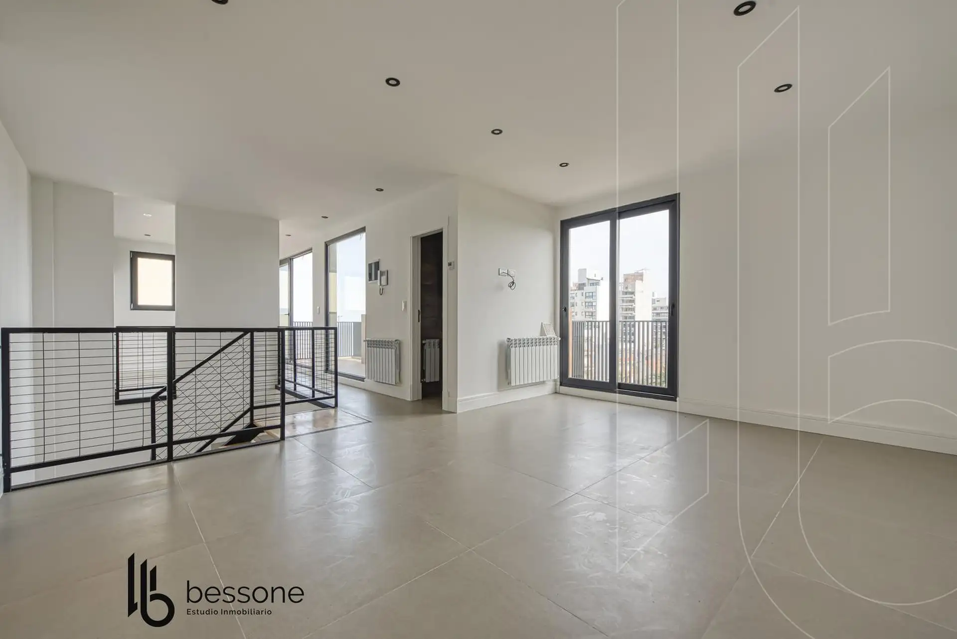 Dúplex a estrenar 4 amb, 109m² en Constitución con balcón y cochera doble