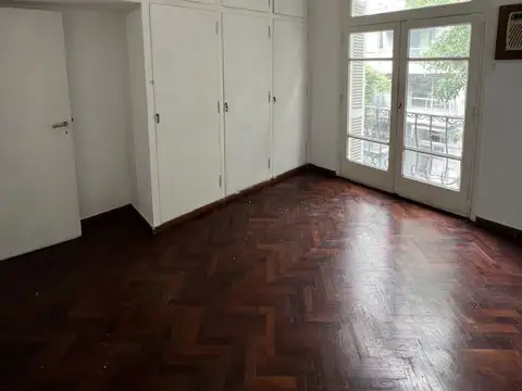 VUELTA DE OBLIGADO 2300, Piso 2