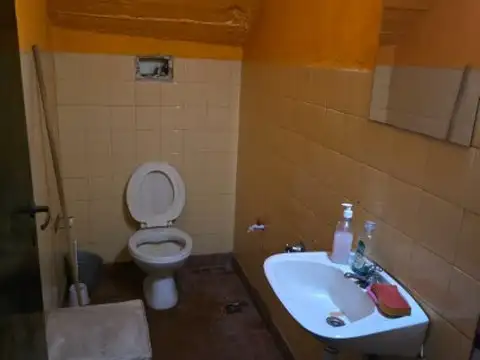 Presidente Juan Domingo Perón 786 , Piso 0
