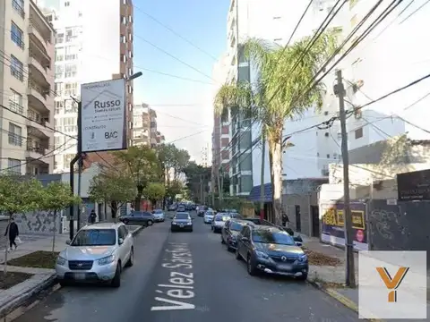 Vélez Sársfield e/ Coronel Ramos y Riobamba