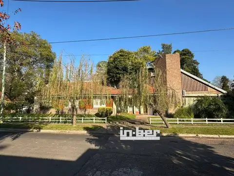 Casa - Venta - Argentina, Berazategui - Calle 370 471