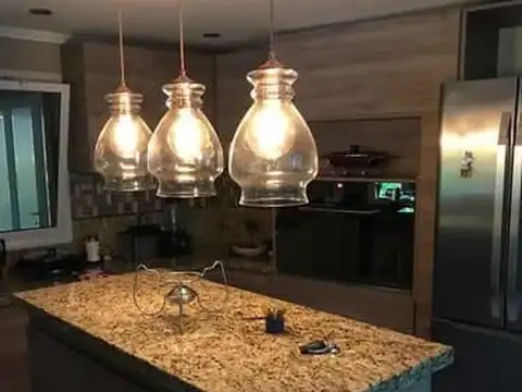 Casa en Venta en Francisco Alvarez, USD 464.900