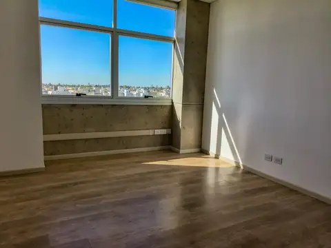 Oficina en Venta al Noreste