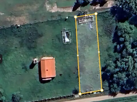 Terreno de 1100 m2 Barrio Los PInos Alvarez