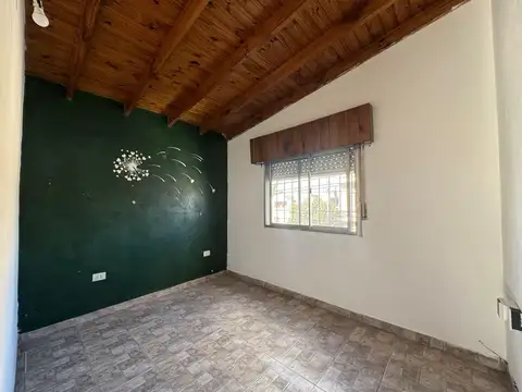 Departamento en Alquiler en Villa Santos Tesei, $ 450.000