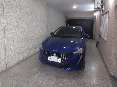 Genova 982 , Piso 0