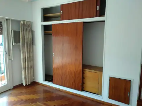 Depto Tipo Casa en Alquiler de 3 dormitorios