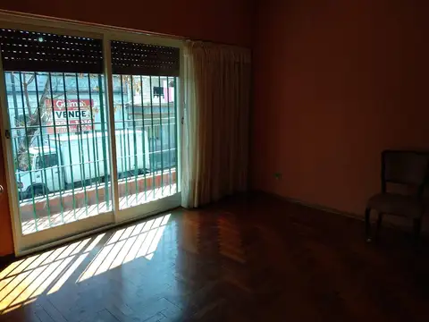 Depto Tipo Casa en Alquiler en Villa Urquiza, $ 2.500.000
