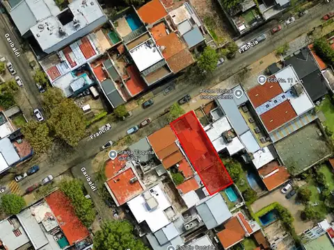 Terreno apto desarrollo en San Isidro, La Calabria.