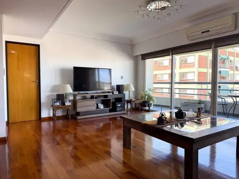 Departamento en Venta de 4 dormitorios