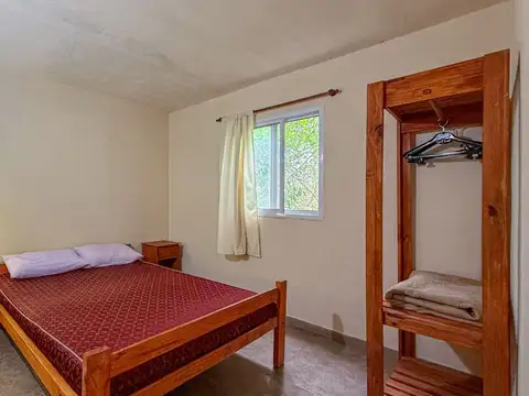 Casa 6 ambientes con 2 baños