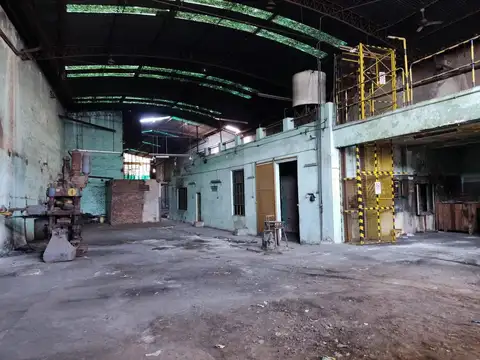 Galpon en Venta 17,34  mts Frente