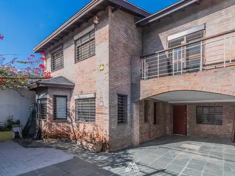Venta de gran casa centrica de 3 dormitorios Pando
