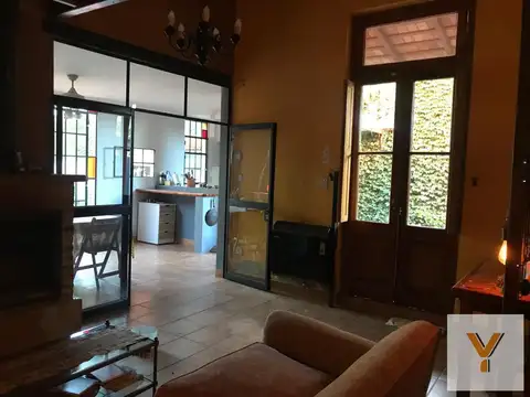 Casa 6 ambientes con 3 baños