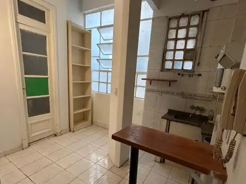 Uriburu 443 , Piso 3