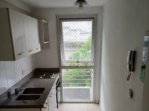 Departamento en Alquiler en Boedo, $ 650.000