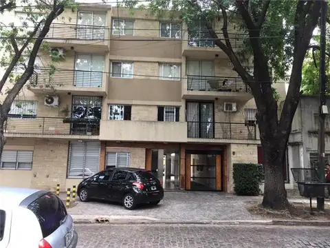 DEPARTAMENTO 2 AMBIENTES - BANFIELD - OESTE, GRAN BS. AS. SUR