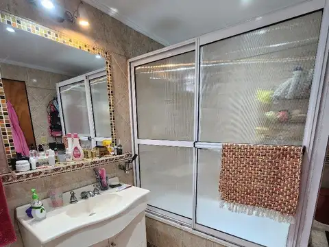 CASA EN VENTA DR POZZO 1200 BERNAL