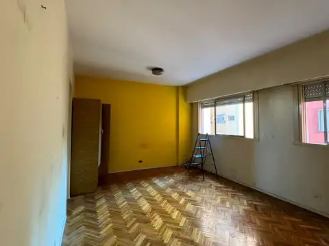 Ambiente Divisible, Av Belgrano 1900