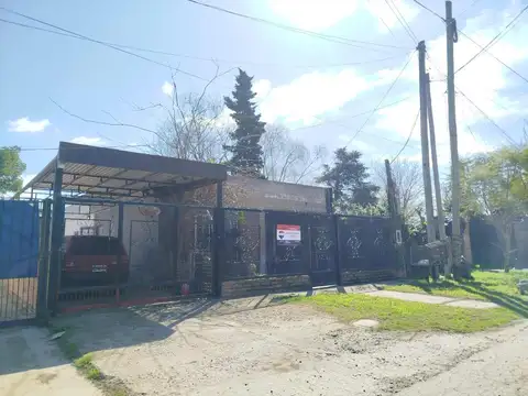 Venta casa 3 ambientes y galpón sobre asfalto 