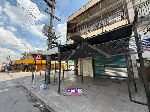 Venta de 4 locales y salon Ciudad Evita