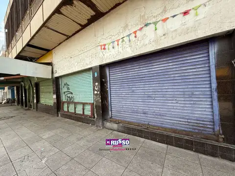 Venta de 4 locales y salon Ciudad Evita