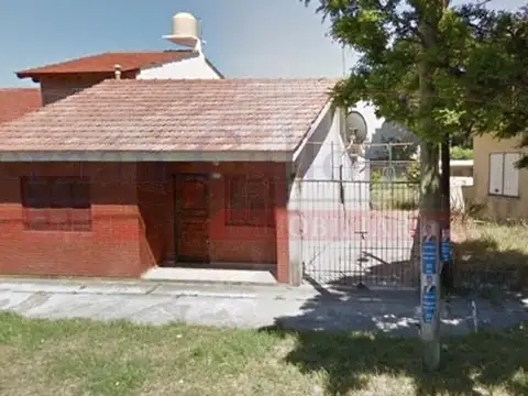 Calle 8 400