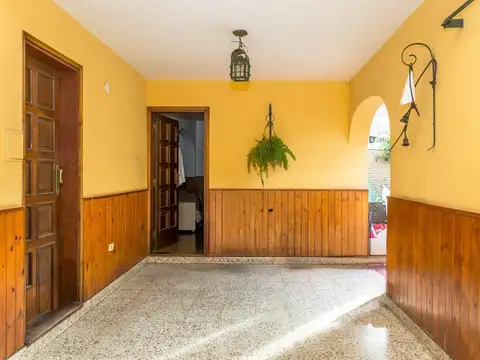 Casa en Venta en Barrio Bancario, USD 115.000