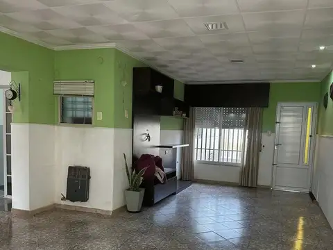 Casa en Venta en Granadero Baigorria, USD 104.999