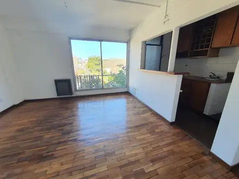 Venta Departamento 2 ambientes en  Vicente Lopez