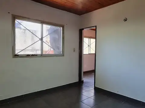 Depto Tipo Casa en Venta de 2 ambientes