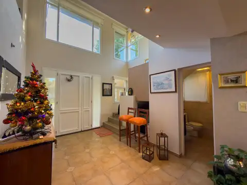 Casa en Venta en Manuel B Gonnet, USD 430.000