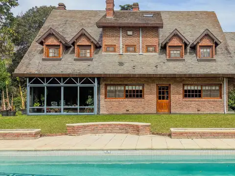 Casa en Venta de 5 dormitorios