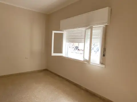 Depto Tipo Casa en Alquiler de 3 ambientes