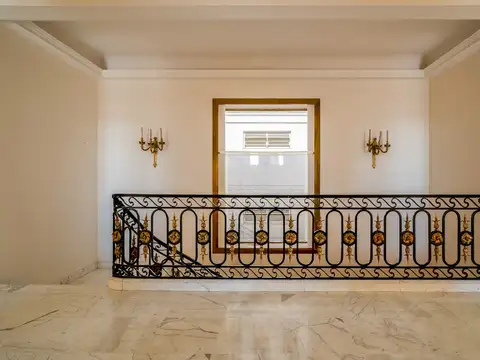 Departamento en Venta de 6 ambientes