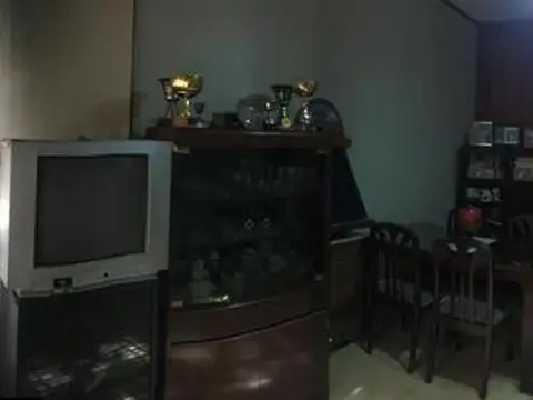 Depto Tipo Casa 3 ambientes con 1 baño