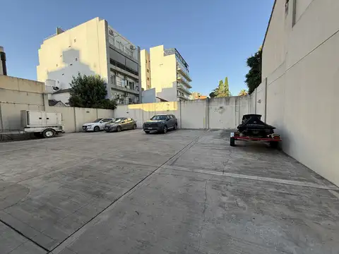 Departamento en Alquiler con 2 cocheras