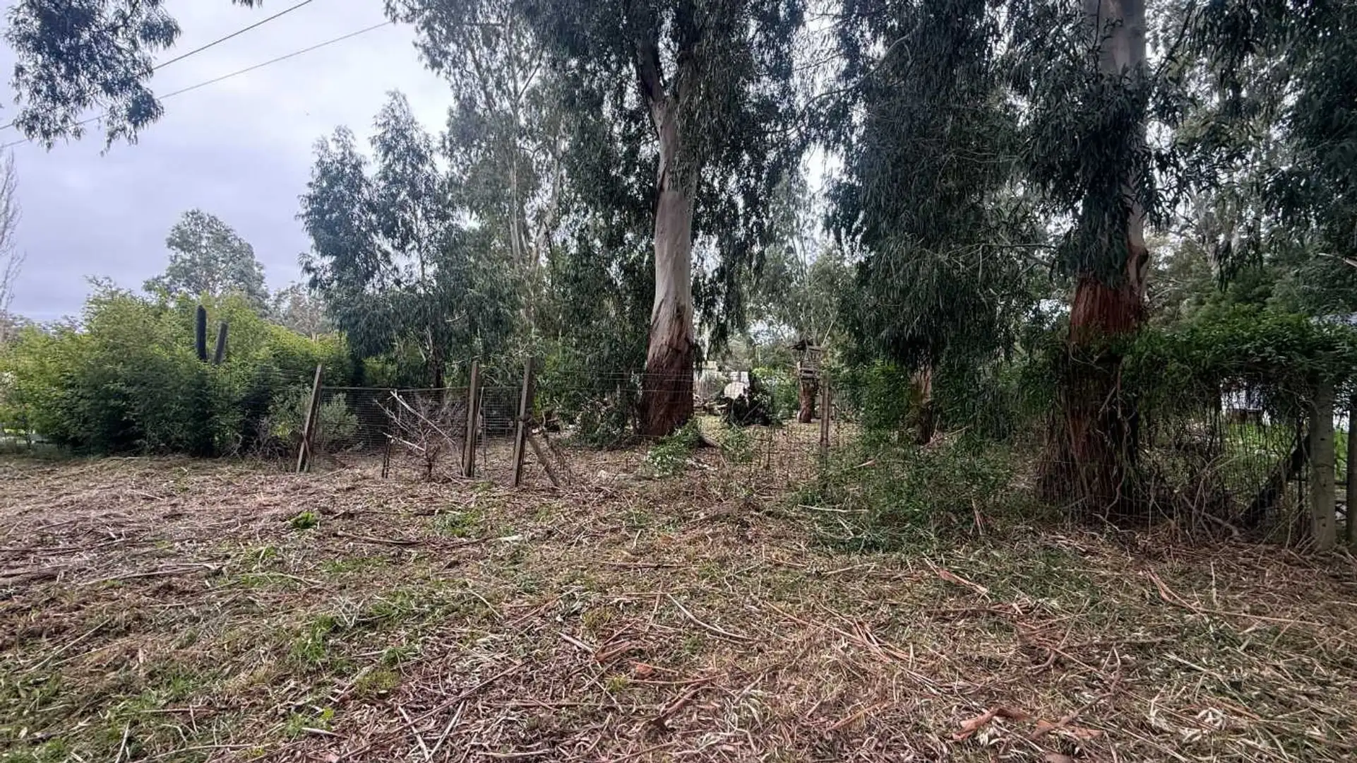 Venta de lote 375m² barrio Acantilados