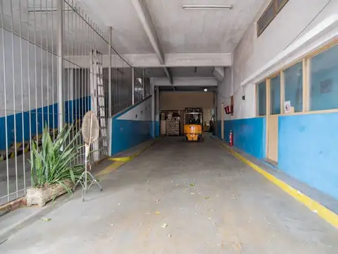 Galpon en Venta en Villa General Mitre, USD 1.500.000