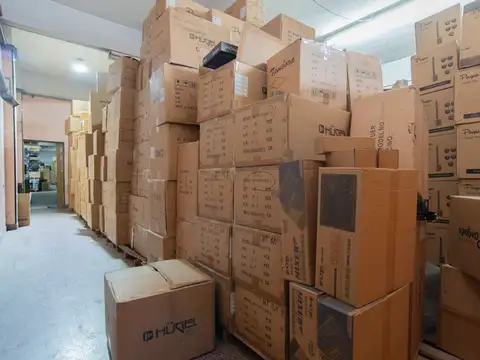 Galpon en Venta en Villa General Mitre, USD 1.500.000