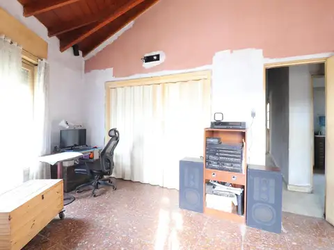 Depto Tipo Casa 3 ambientes con 2 baños