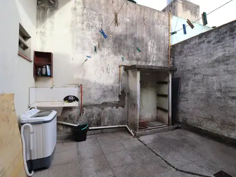 Depto Tipo Casa en Venta 40 años