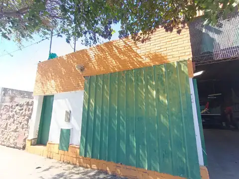 Galpon en Venta en Alto Alberdi, USD 160.000