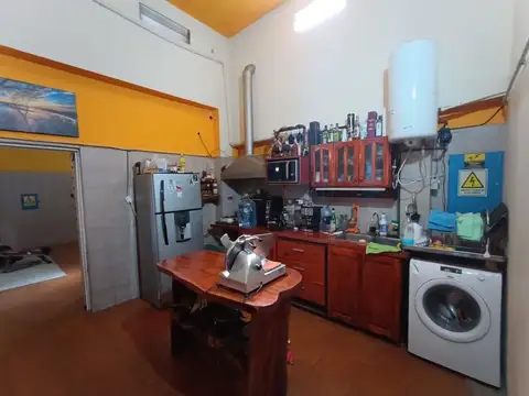 Galpon en Venta en Alto Alberdi, USD 160.000