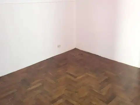 Depto Tipo Casa en Venta 35 años