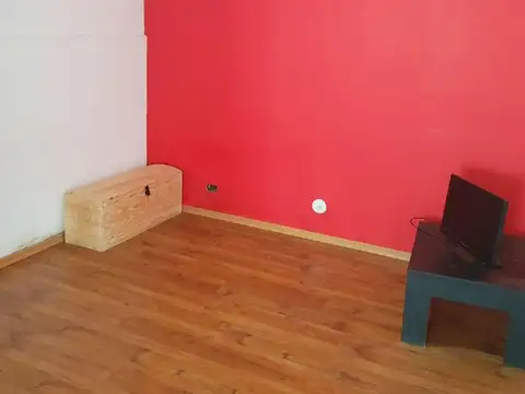 Depto Tipo Casa 2 ambientes con 1 baño